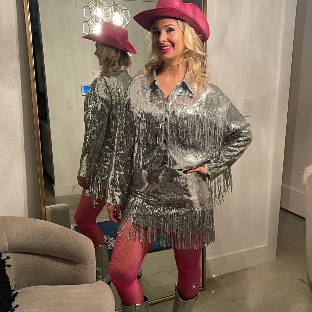 Matching set! Silver sequins skirt and jacket